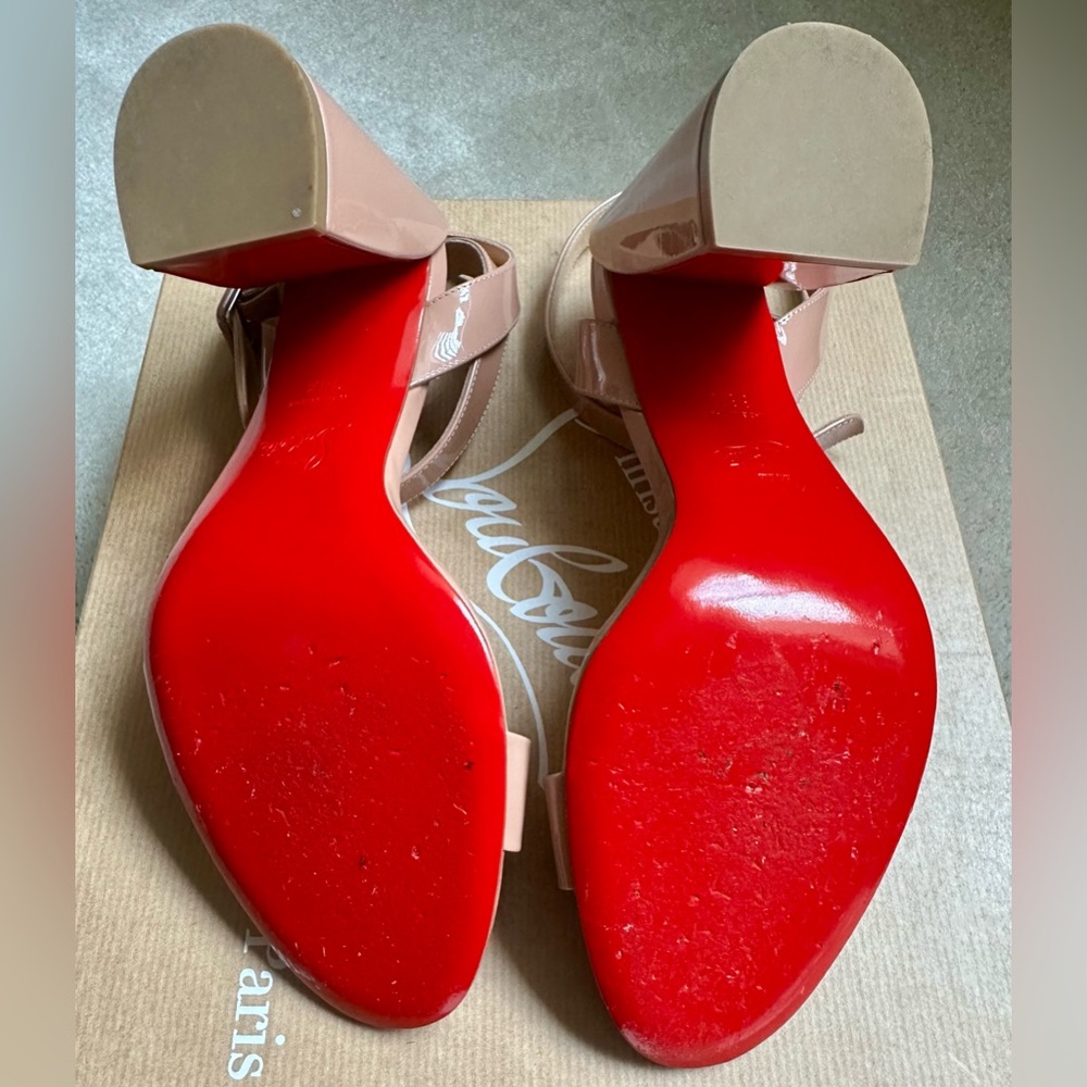Christian Louboutin Nude Patent Leather Sandals - Picture 4 of 11
